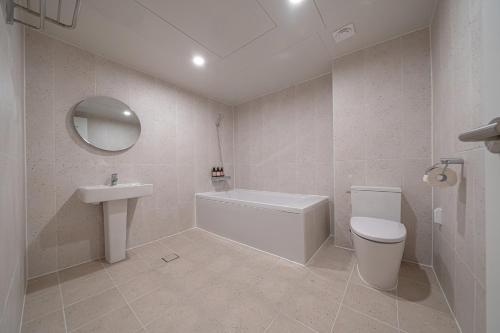 Anook Hotel Daejeon Yongjeon 2nd – Daejeon, FL