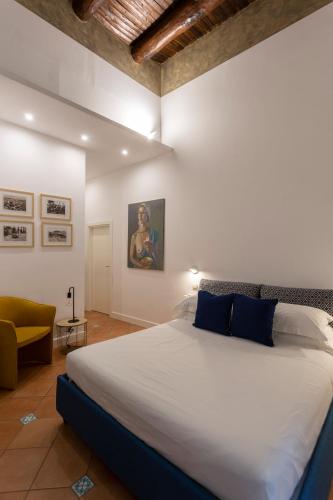 Eleonora Suites, Napoli