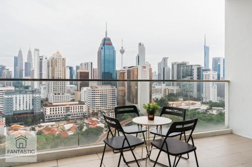 Regalia Residence at KLCC View Sky Pool by MC - image 6