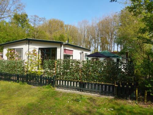  Marina beach chalet nummer P0 28, Unterkunft in Hoek