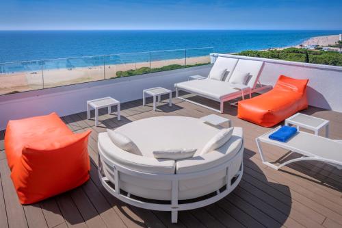 Piscină, Tropic Park in Santa Susana