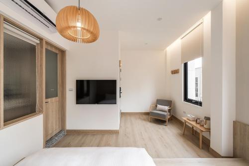Standard Double Room image 1