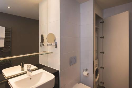 Adina Apartment Hotel Berlin Checkpoint Charlie - main image