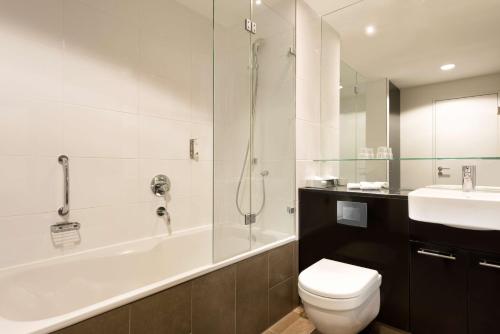 Adina Apartment Hotel Frankfurt Neue Oper - image 5