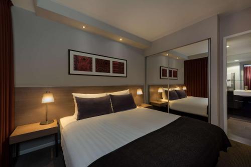 Adina Apartment Hotel Frankfurt Neue Oper - image 11