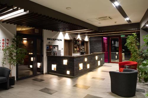 Altus Hotel & Spa - image 10