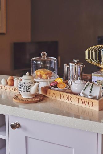 The Couple's Retreat - image 4