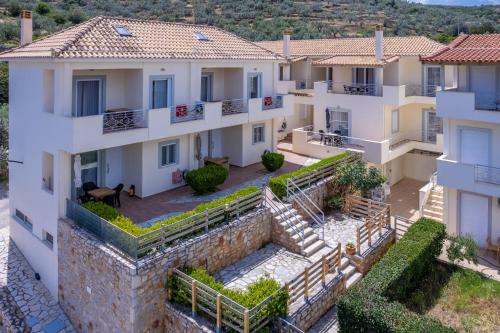 숙소 외관, Modi Resort in 시로피가도