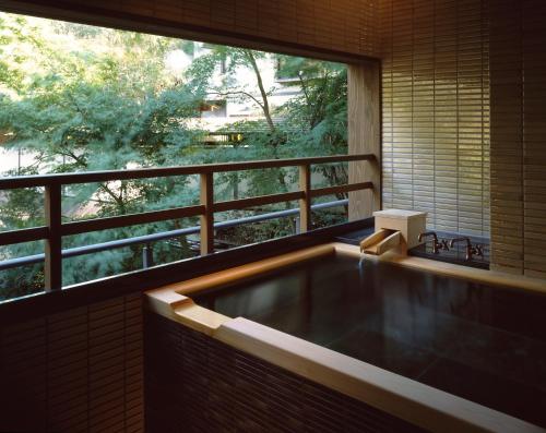 Japanese-Style Suite Room with Open-Air Hot Spring Bath【Seoto】
