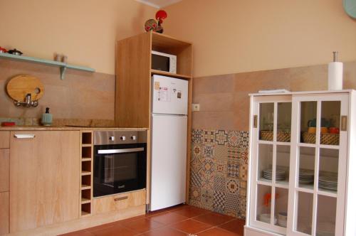 Casa Rústica com Piscina Privada - Perto do Porto (Casa Rustica com Piscina Privada - Perto do Porto) in ลันยิง