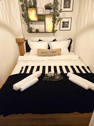 Design Apt in Old Town-Free Parking-Balcony, Bratislava (Foto 5)