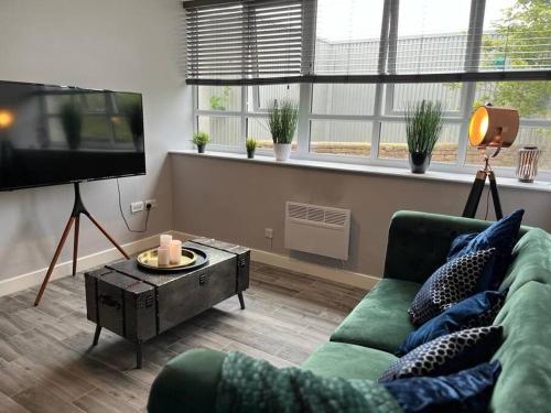 Modern 1 Bed Apartment in Mansfield Town Centre - Mansfield
