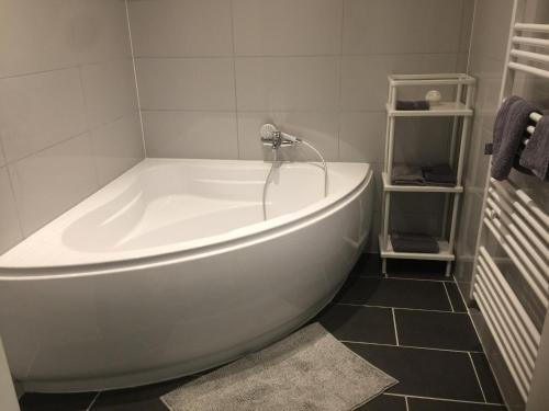 City Appartment 1 Krefeld 20 km DUS Airport Messe in Krefeld