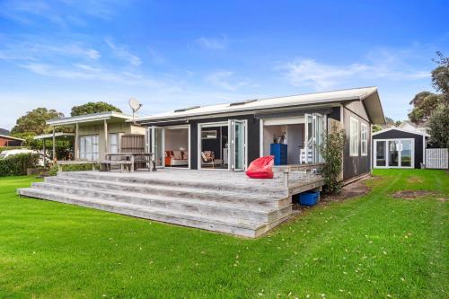Changing Sands - Whiritoa Holiday Home photo 1