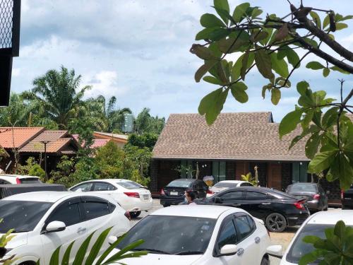 กอบสุข รีสอร์ท2 k12 Room Type - Family Room