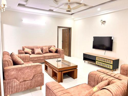 LUXURY 2 Bedroom Apartment Family Residence photo 3