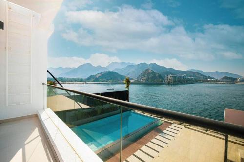 Luxury Villa 8 bedroom with Sea and Mountain View with infinity pool