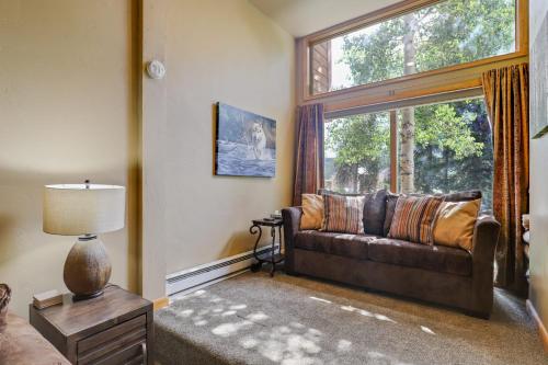 Ski in Ski Out Cedars Chalet 2BR and Close to Everything in Breckenridge, USA