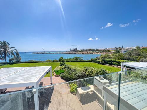 Erato Seafront Luxury Villa