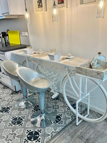 مطبخ, Apartment auf zwei Ebenen mit Aussicht ins Grüne (Apartment auf zwei Ebenen mit Aussicht ins Grune) in Birkach