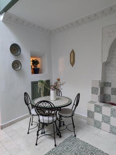 RZ22, 5 min de Jemaa El Fna, 4 Pers, Fibre Optique Wi-Fi, Marrakech (foto 7)