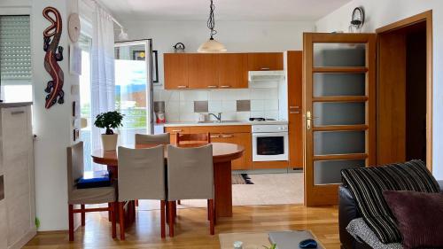 Two-Apartment with Terrace and Sea View image 9