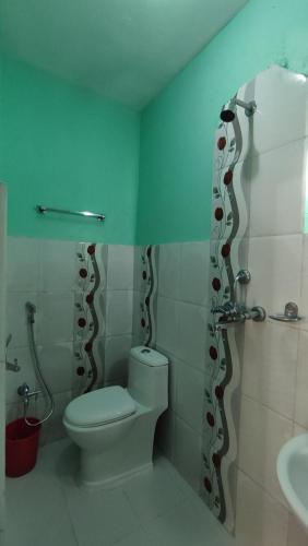 Deluxe Room (2 Adults + 1 Child) image 1