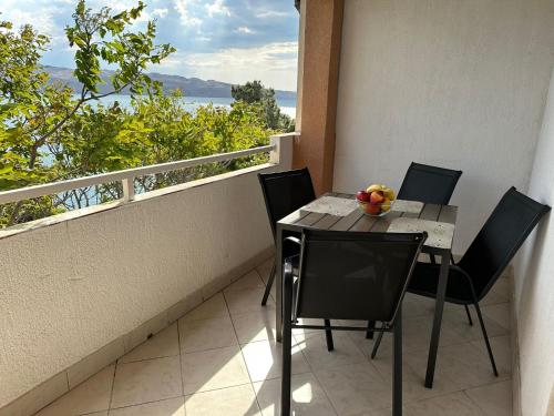Apartmani Karlobag · Karlobag (Carlopago)