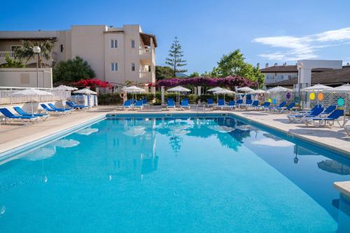 Aparthotel Caprice Isabel - 수영장