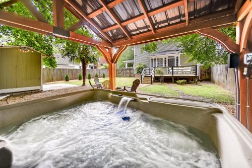 Elizabeth City Vacation Rental Gazebo with Hot Tub! in Elizabeth City (NC)