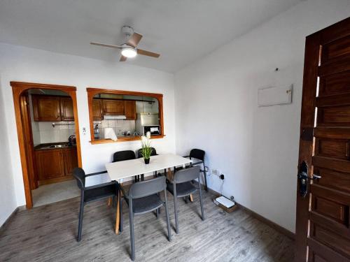 設施, Sunny Villa Few Minutes Walk from beach in 索爾阿雷納萊斯港