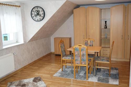 virtuve, Ferienwohnung-Daaden in Dādena