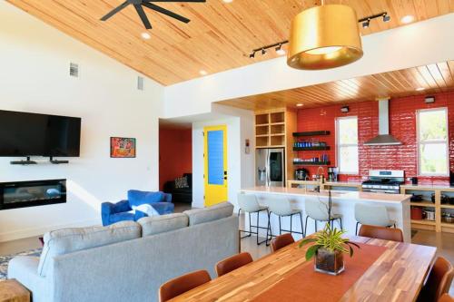 Vista Azul - Beautiful Views Pool Spa and More in Payton, USA