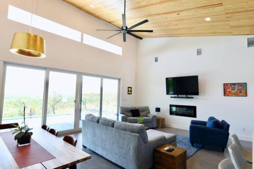 Vista Azul - Beautiful Views Pool Spa and More in Payton, USA