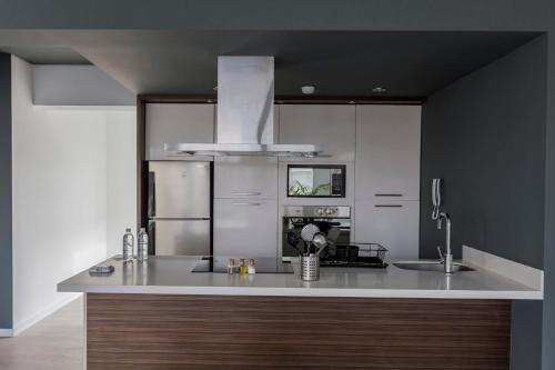 Luxury 2BR with Balcony Near Larcomar, Лима (фото 6)