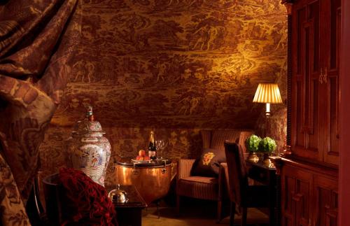 Prestonfield House - image 40