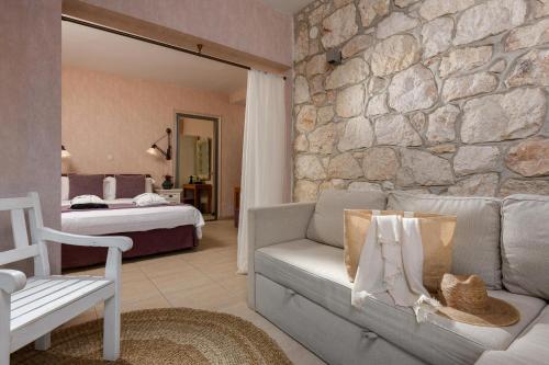 Nikoleta Luxury Villa - image 4