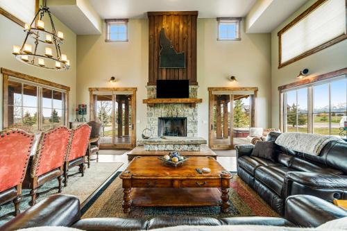 The Ravens Nest - Main House and Bunk House in Driggs, USA