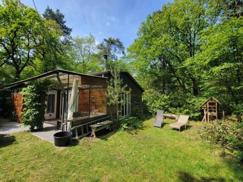 Bungalow in het bos evt met massage