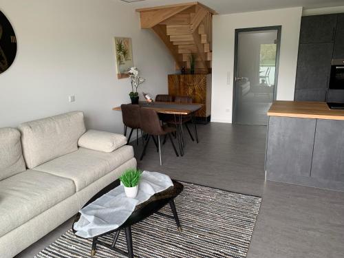 2 Zimmer im Loft style über 2 Etagen, Kelheim (foto 6)
