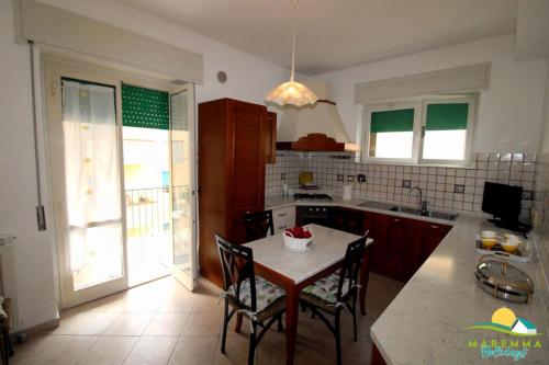  Maremma Holidays : Fiore Apartment in Follonica
