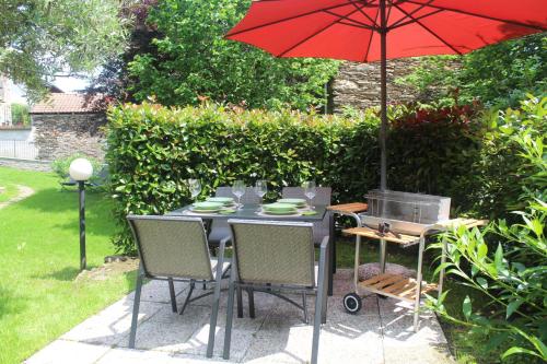  Apartment Bianca with private garden in Cossogno