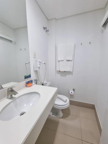Superior Double or Twin Room with Sea View image 1
