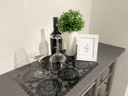 Perfekte 1,5 Wohnung Zentral in Leonberg gegenüber Einkaufzentrum (Perfekte 1,5 Wohnung Zentral in Leonberg gegenuber Einkaufzentrum) in ลีองเบิร์ก