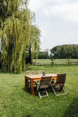 Bijgebouw hoeve in landelijke omgeving