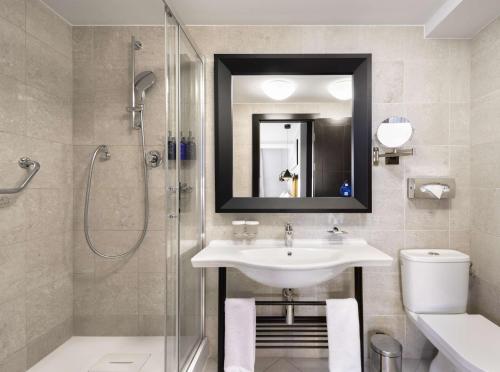 Suite with Terrace image 3