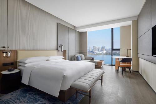 462288380 Nantong Marriott Hotel