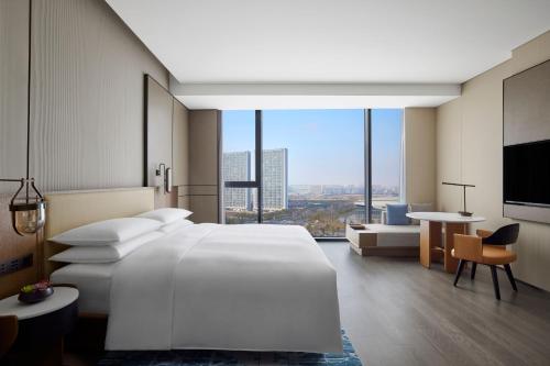 462288385 Nantong Marriott Hotel