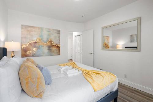Stunning 2BR w/ 1BA Home near BART