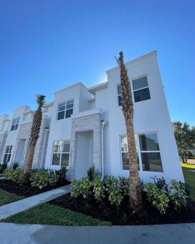 Like home, but better, Orlando